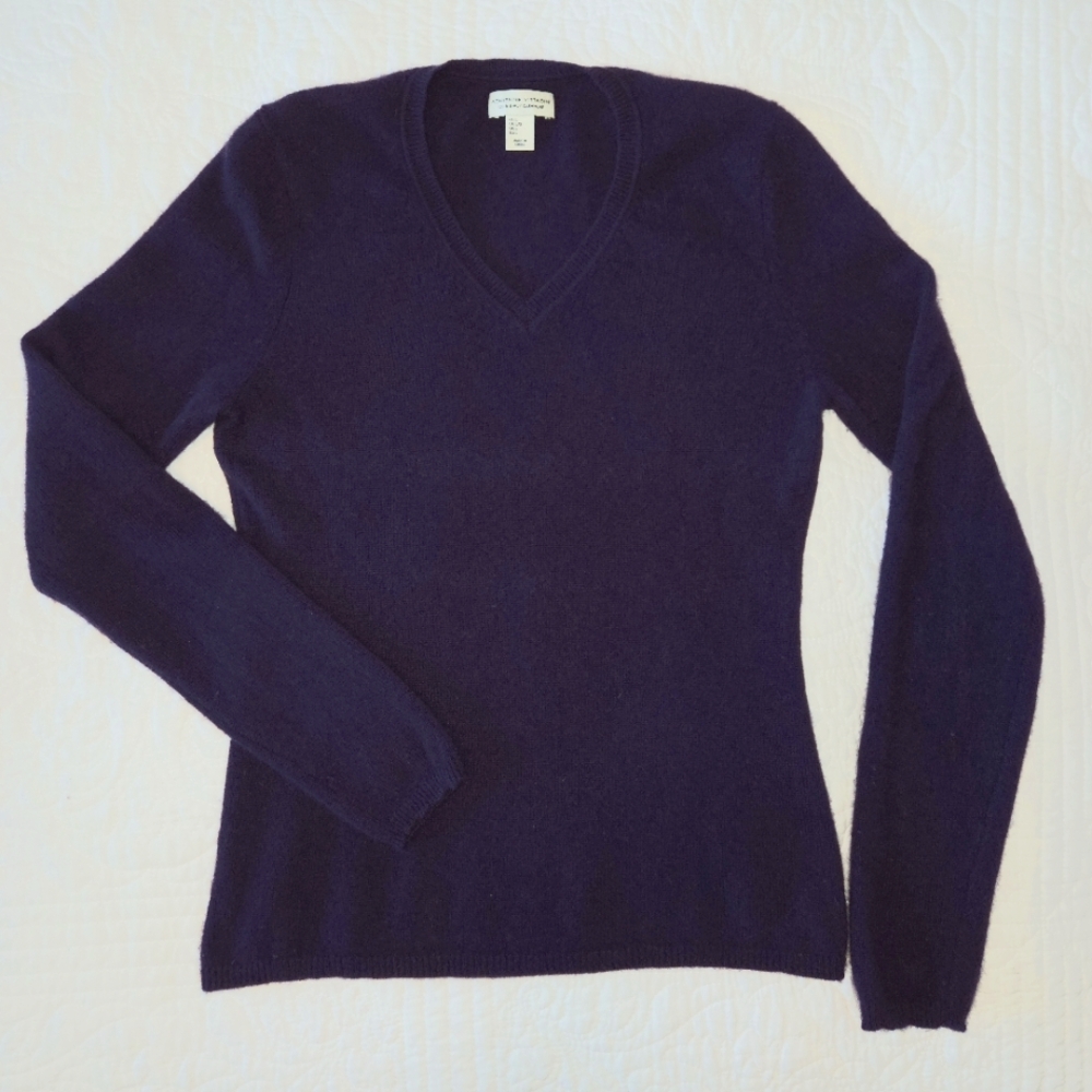 Women's Adrienne Vittadini Cashmere V-Neck Sweater - Deep Plum